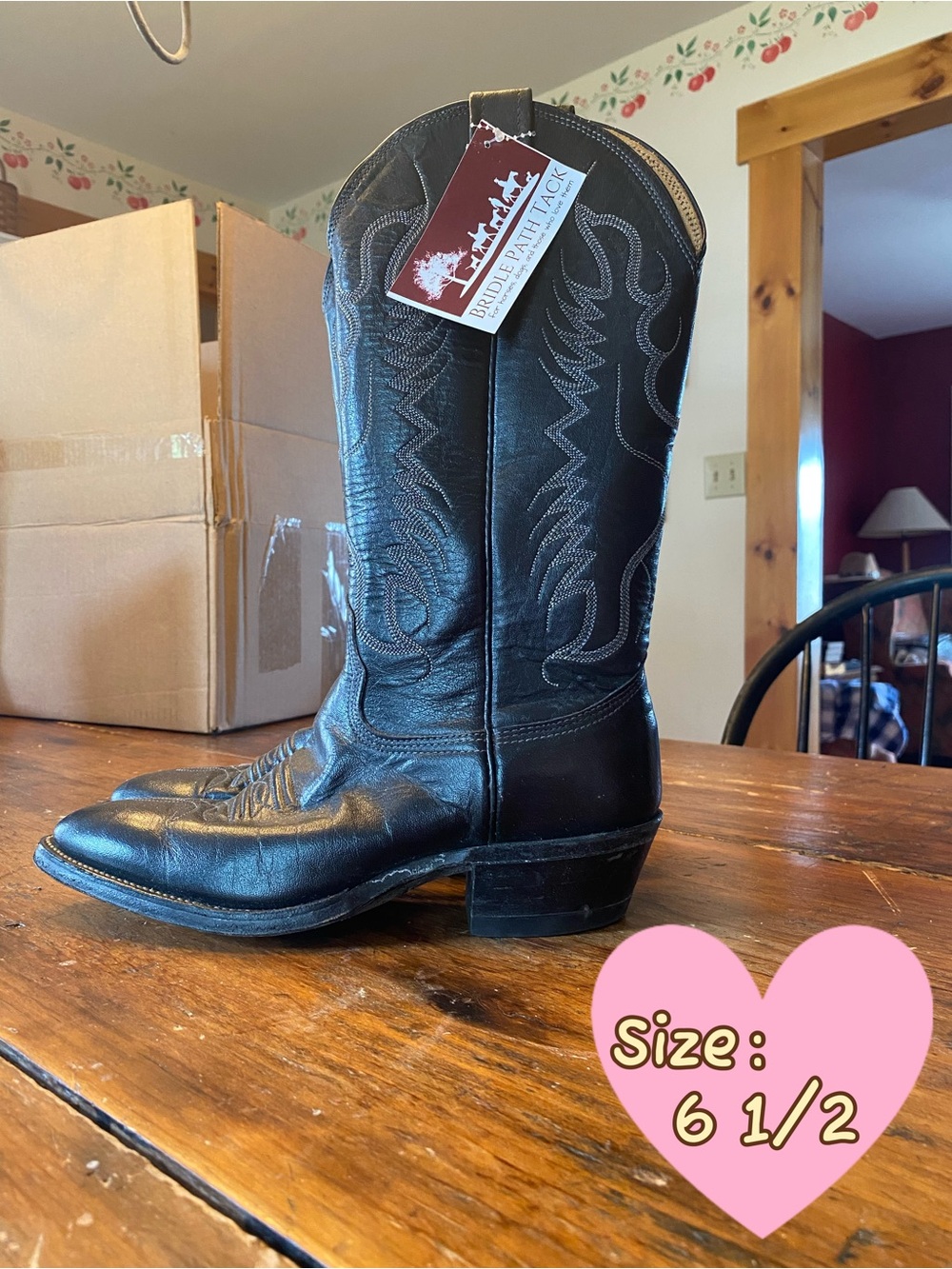 Woman’s Black Western Cowboy Boots - Classic Leather - Picture 2 of 4